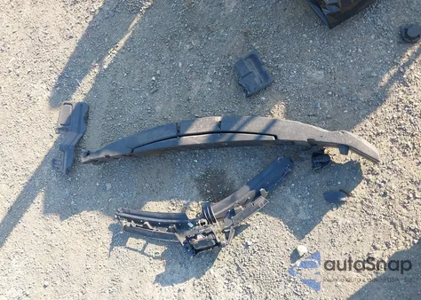 2017 Toyota Corolla Se z USA, uszkodzony, nr VIN 2T1BURHE8HC765038